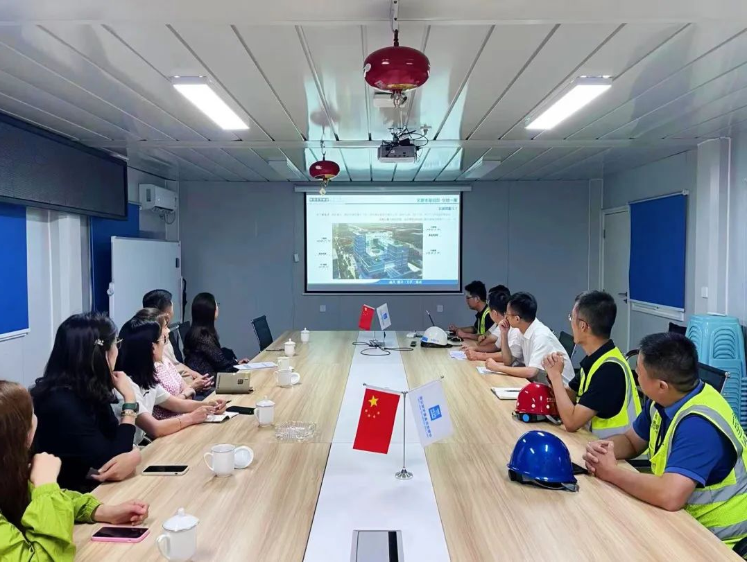 成都市建筑业协会秘书长马平一行赴中建八局西南公司产业工人培育现场进行指导交流